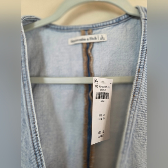 Abercrombie & Fitch Sky Blue Denim Jacket - Picture 2 of 3